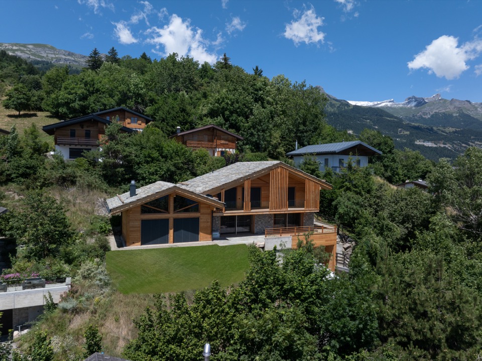 flat sale flat buy for sale to buy crans-montana renovation yield