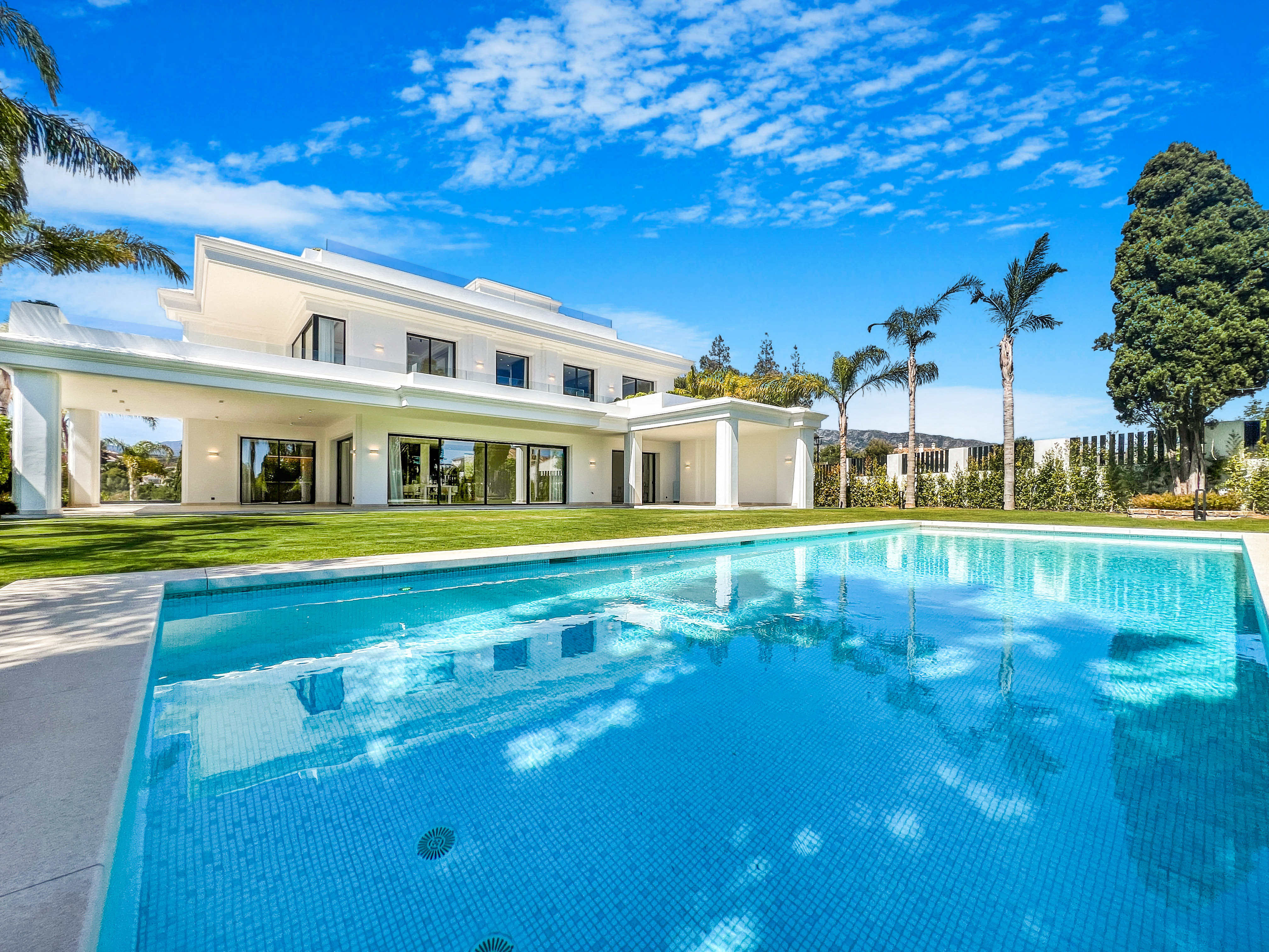 sunimmo riviera españa costa del sol villa en venta marbella milla de oro